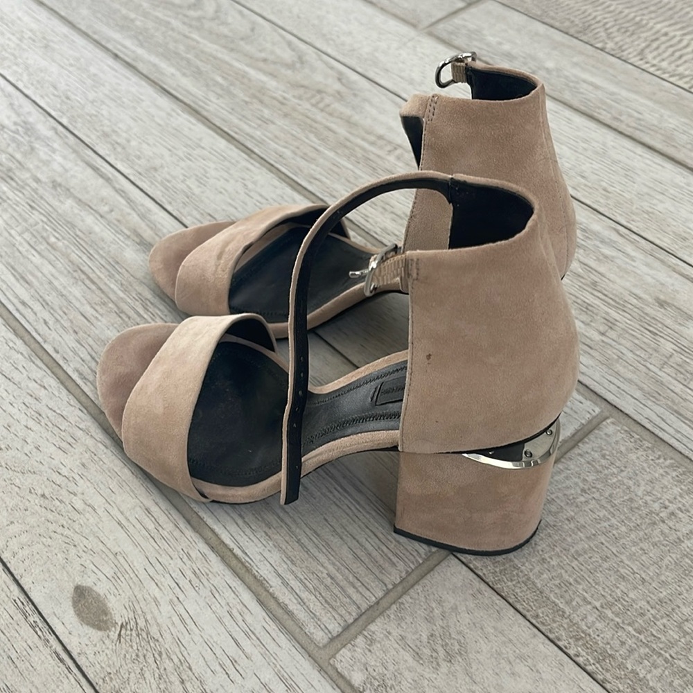 Alexander Wang suite sandals beige EU 37 US 7